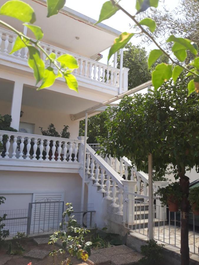 شقة Cozy Flat In Néa Mákri المظهر الخارجي الصورة