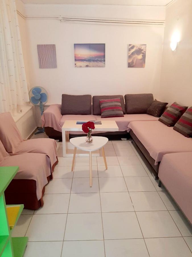 شقة Cozy Flat In Néa Mákri المظهر الخارجي الصورة